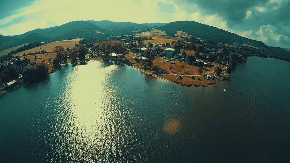 Hotel Baník Nitrianske Rudno Buitenkant foto